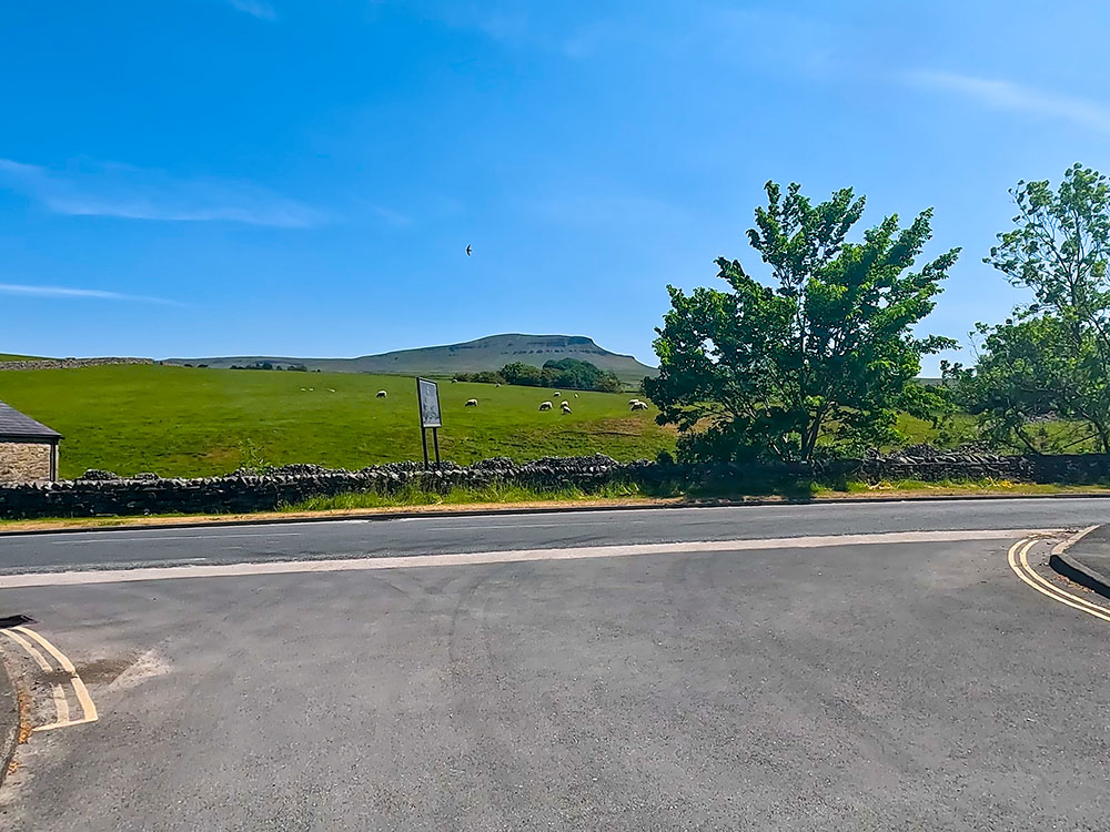 Pen-y-ghent from the car park